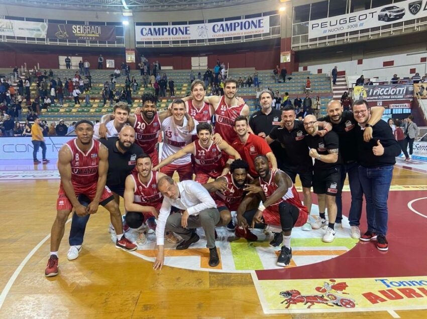 BASKET, IL SOGNO CONTINUA: LA SAN GIOBBE SBANCA TRAPANI E VA AI PLAY OFF. TROVERA’ FORLI’