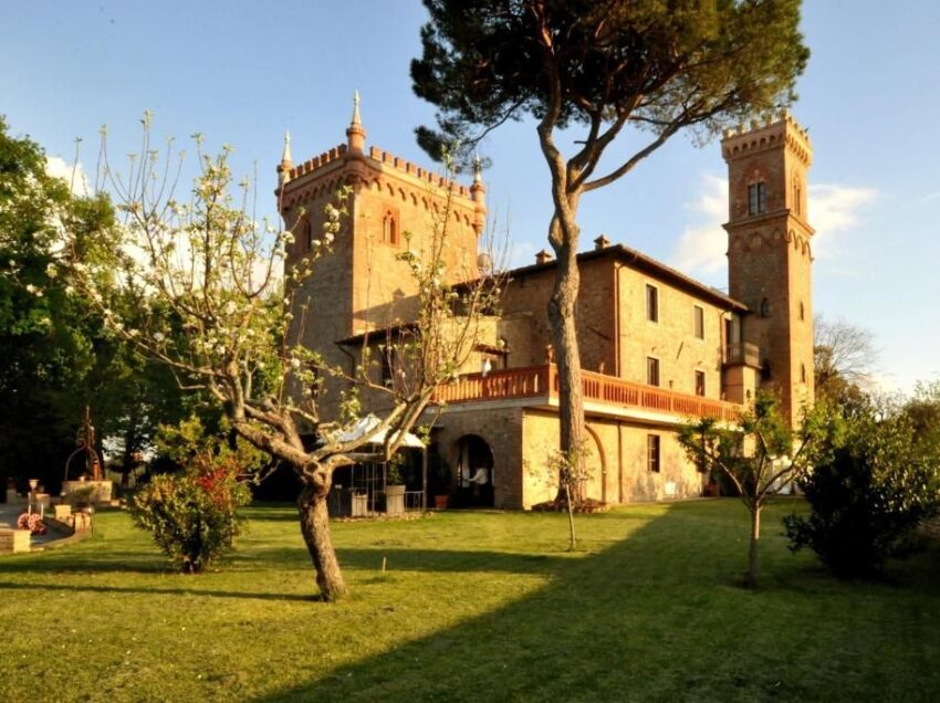 CITTA’ DELLA PIEVE, UN TE’ CON LA FIGLIA DEL RE. RECITAL DI MARIA LUISA MEO AL CASTELLUCCIO PALUSSE