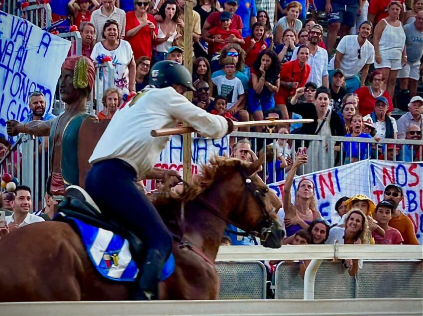 SARTEANO, SAN MARTINO VINCE IL SARACINO 2023. TONY BARTOLI SUGLI SCUDI