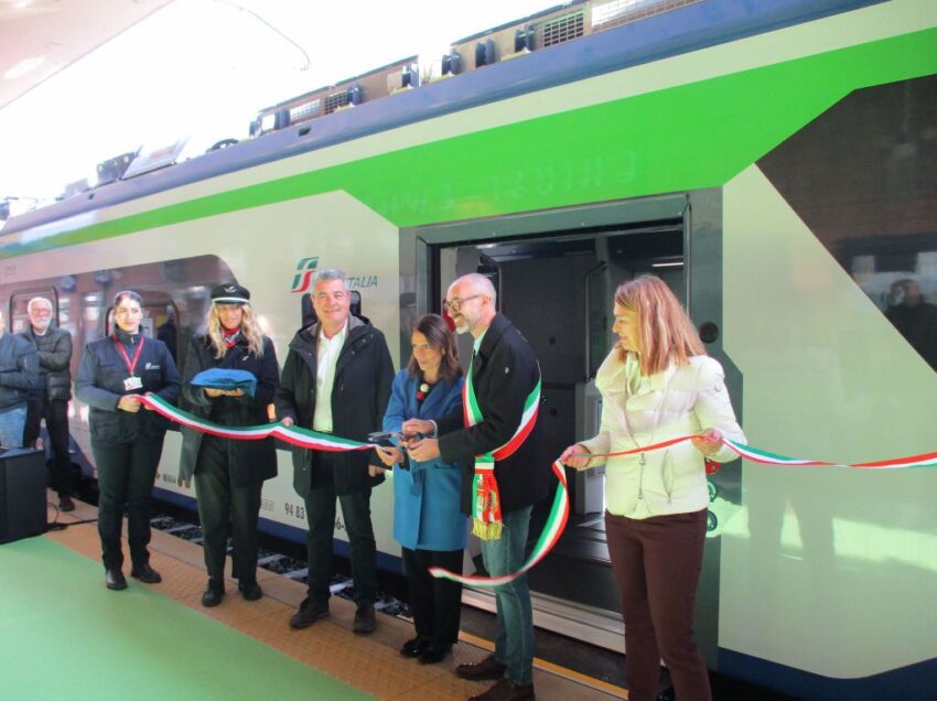 CHIUSI, ARRIVA IL TRENO IBRIDO PER SIENA. ADESSO SI FACCIA ARRIVARE A ROMA