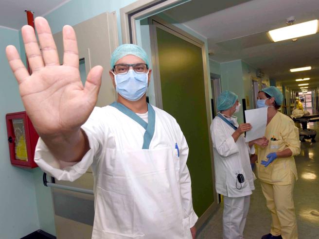 UMBRIA, IL GOVERNO TAGLIA 40 MILIONI ALLA SANITA’, PROIETTI & C. INSORGONO