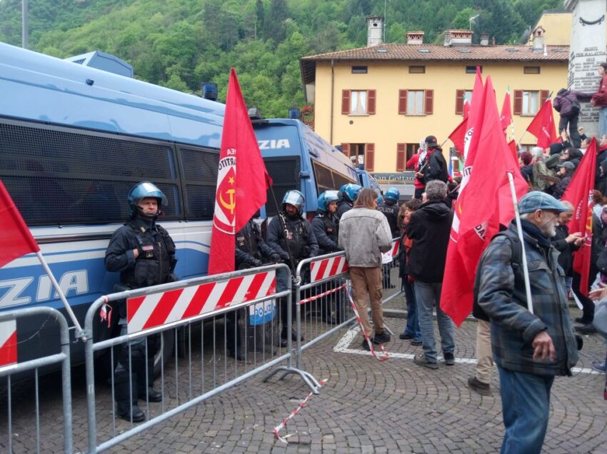 IO C’ERO A DONGO: I SALUTI ROMANI DEI FASCISTI E IL RISCHIO REDUCISMO DELLA SINISTRA…