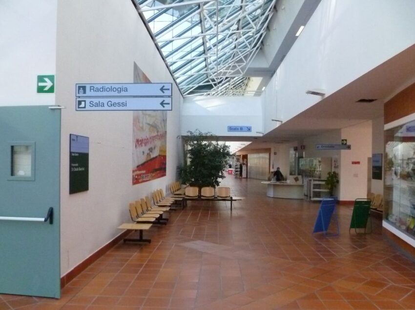 OSPEDALI DI NOTTOLA E CAMPOSTAGGIA, ANCHE CHIRURGIA E ORTOPEDIA “SOTTO OSSERVAZIONE”: FANNO POCHE PRESTAZIONI